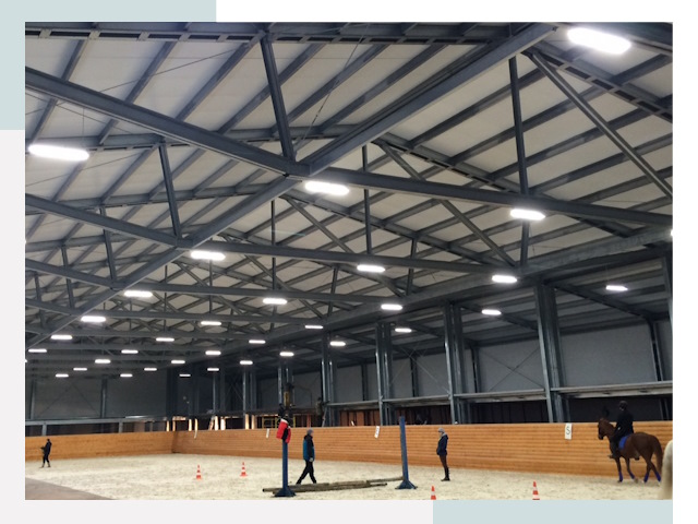 Строительство конных манежей от 613 руб в Ялта