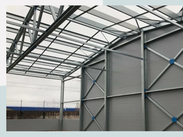 Каркасные ангары от СтальСтрой-Ялт по цене от 613 руб.