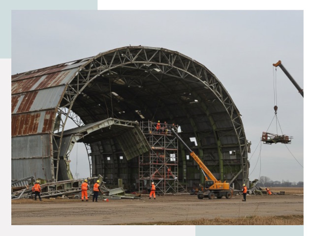 Демонтаж ангаров в Ялте